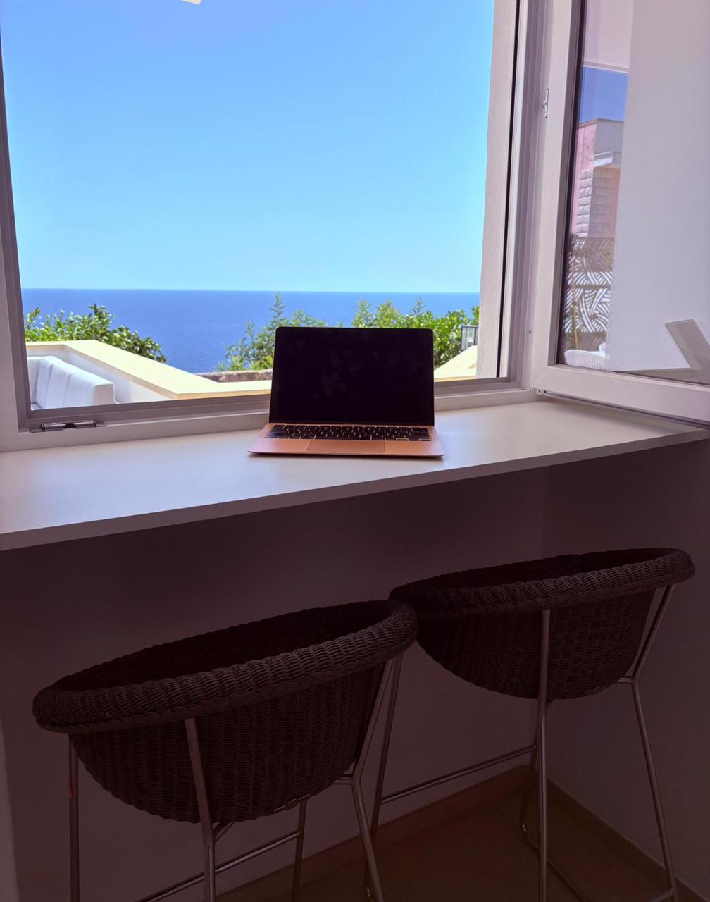 Little Desk