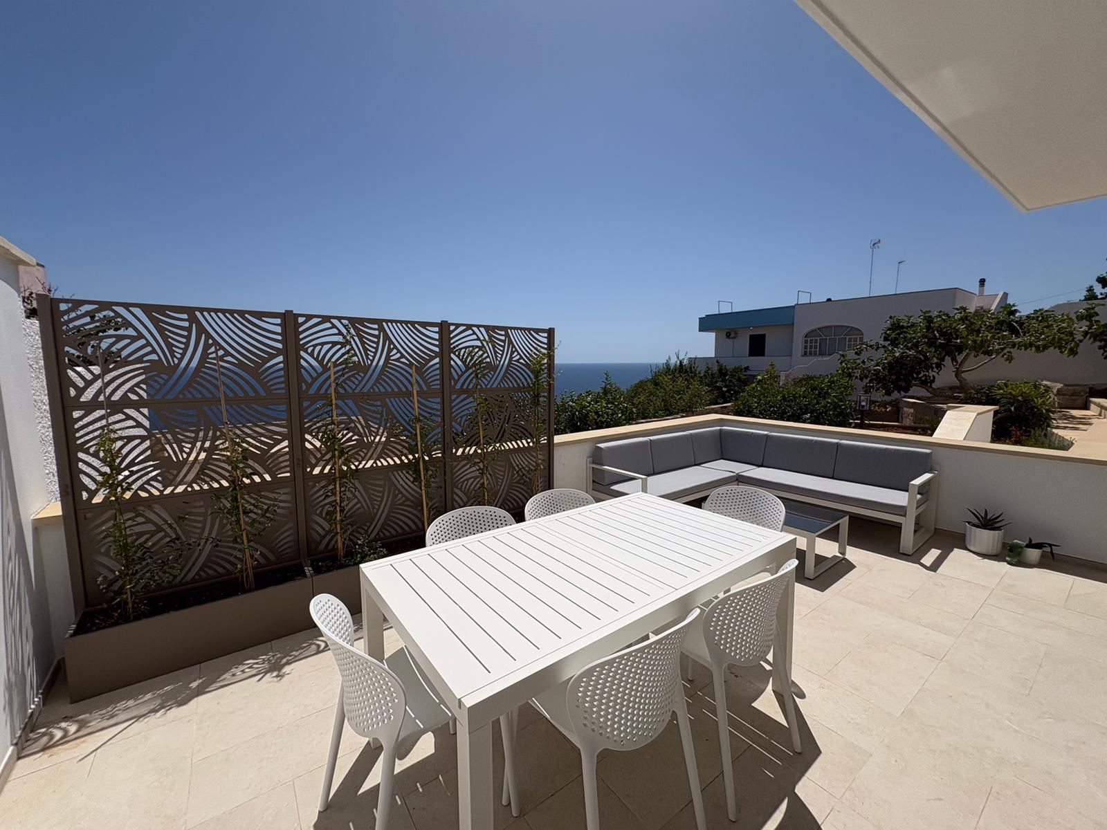 Outdoor dining room